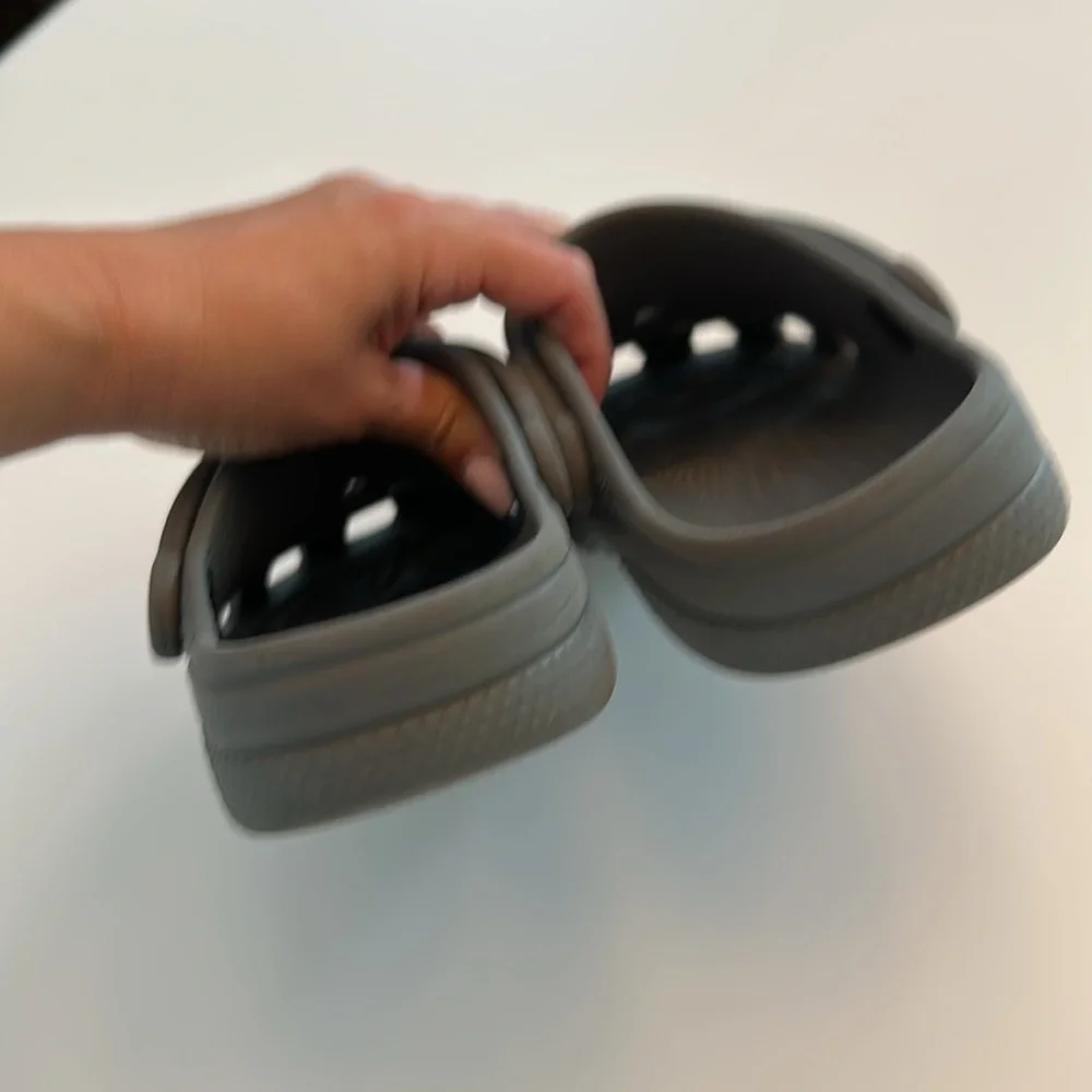 CROCS Kids grey crocs